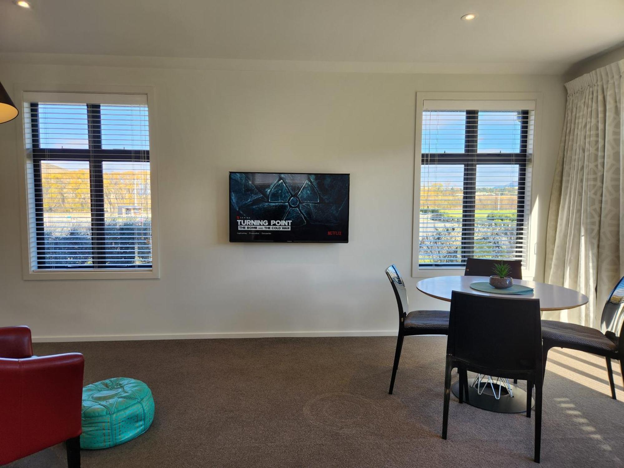 Equestrian View - Gorgeous Cozy Bungalow Shotover Queenstown Exterior photo